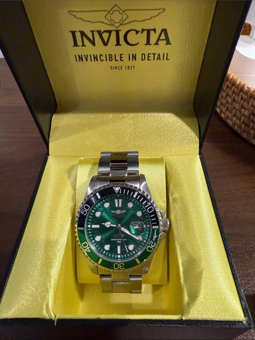 Invicta Men's Green Dial Stainless Steel Dive-Style Watch